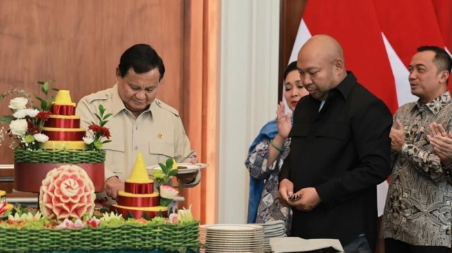 Prabowo Rayakan Ulang Tahun ke-74, Pesan Menyentuh Ini Jadi Sorotan: Terima Kasih Atas...