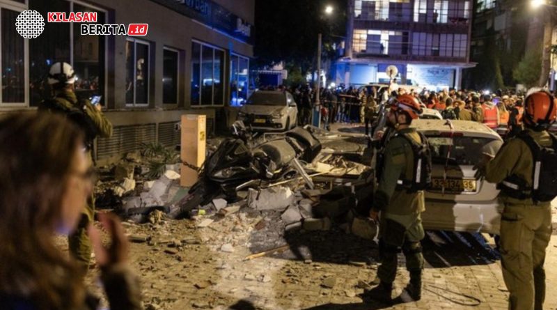 Iran Balas Kematian Larijani, Rudal Tewaskan 2