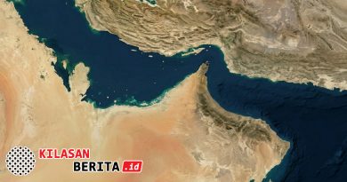 Harga Minyak Kembali Naik, Khamenei Perintahkan Penutupan Selat Hormuz