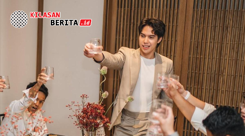 El Rumi makan malam bersama groomsmen jelang menikah dengan Syifa Hadju. Ucapan terima kasihnya kepada sahabat jadi sorotan publik.