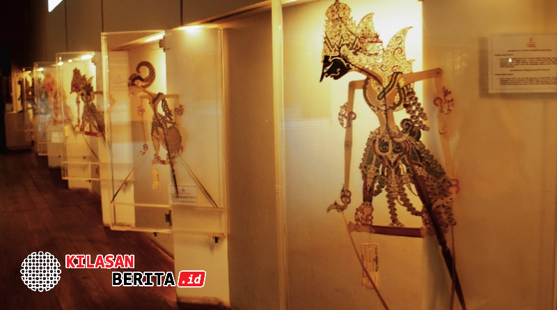Koleksi wayang di Museum Wayang Indonesia yang sarat nilai budaya